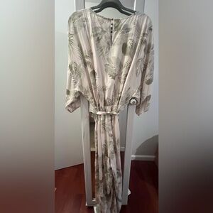 Mahina (Kauai boutique) New with Tags Pastel pink/ green palms print romper